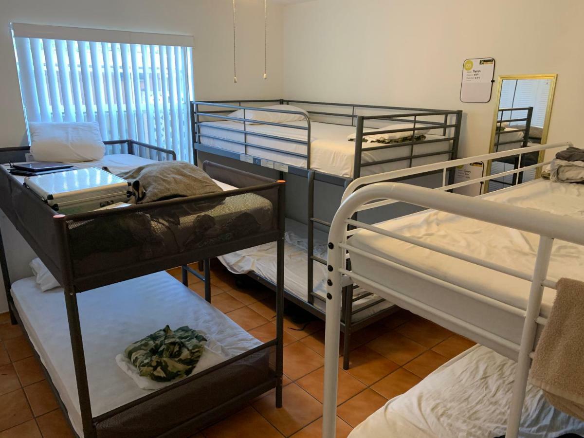 Hostel Brazilian マイアミ エクステリア 写真